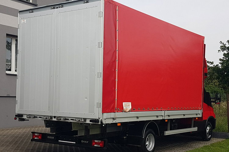 Iveco Daily 50C18 V DAILY 12EP PLANDEKA FIRANKA 5.11x2.45x2.35 SPANIE DMC 3500KG SKRZYNIA zdjęcie 3