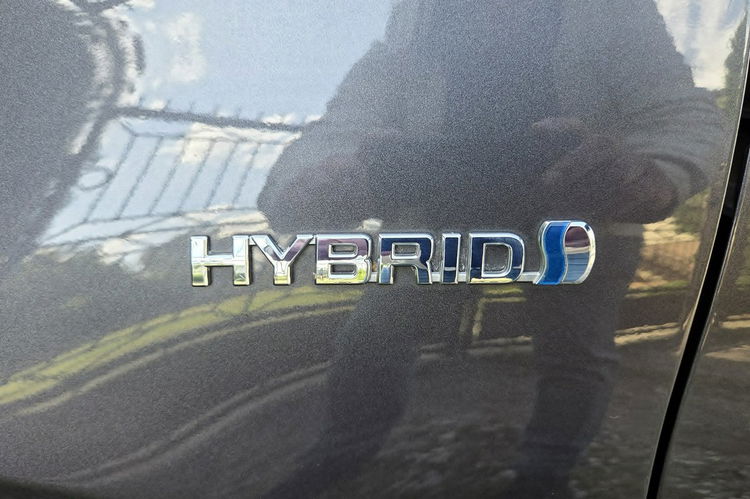 Toyota Yaris Hybrid 100 KM , Premium , Kamera, Salon PL, I WŁ, Serwis ASO, zdjęcie 10