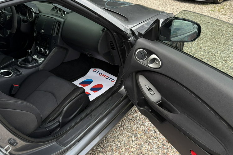 Nissan 370 Z Nismo manual wydech stan perfekt zamiana doinwestowany 1.r gwarncji zdjęcie 19