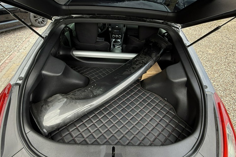 Nissan 370 Z Nismo manual wydech stan perfekt zamiana doinwestowany 1.r gwarncji zdjęcie 20