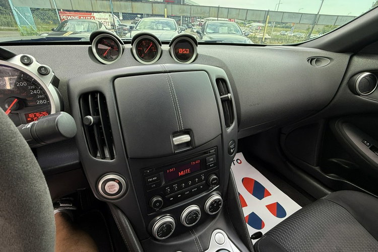 Nissan 370 Z Nismo manual wydech stan perfekt zamiana doinwestowany 1.r gwarncji zdjęcie 27
