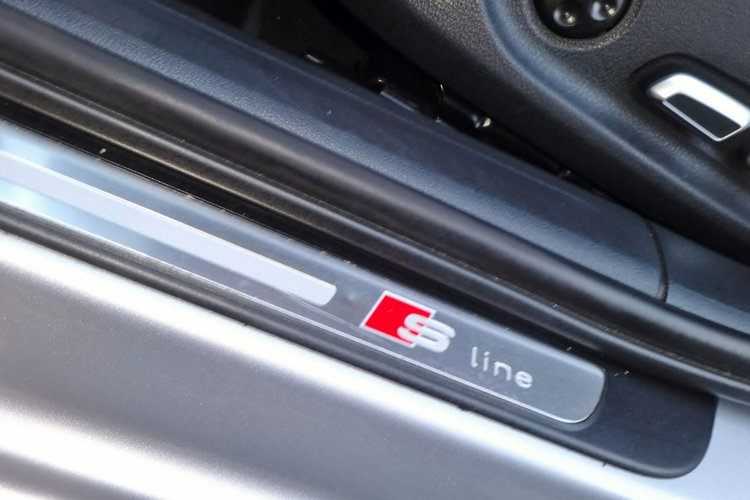 Audi A4 Navi Serwis Alu S-Line zdjęcie 31