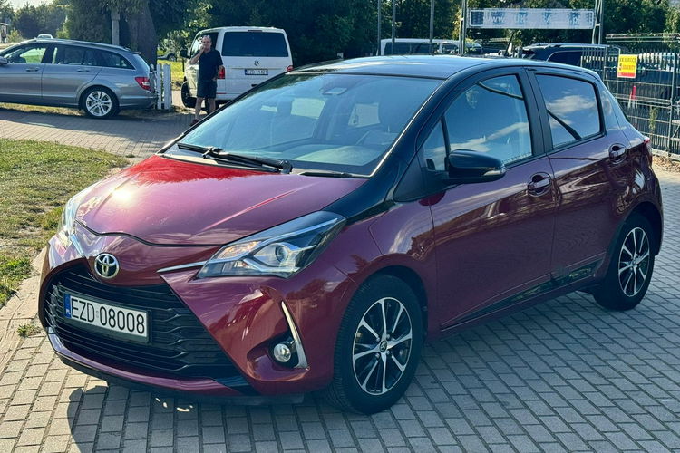 Toyota Yaris Ostatni LIFT BDB stan Niski Przebieg zdjęcie 7
