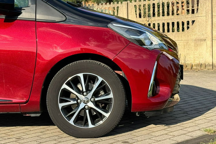 Toyota Yaris Ostatni LIFT BDB stan Niski Przebieg zdjęcie 9
