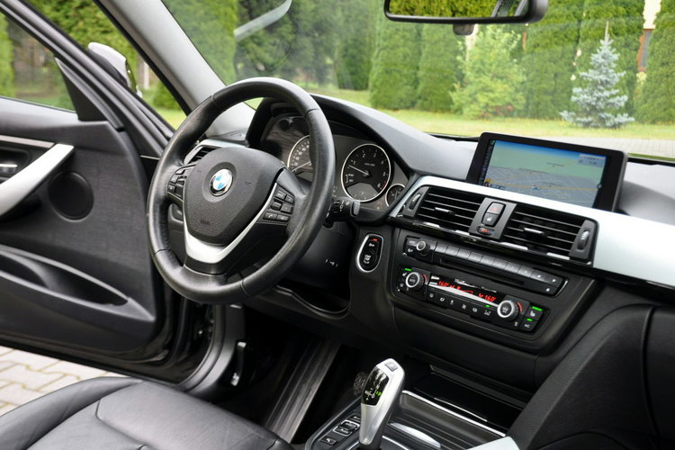 BMW 335 3.0d(313KM) xDrive Led Xenon Navi Head Up Skóry Szyber 2xPdc Alu17"ASO zdjęcie 25