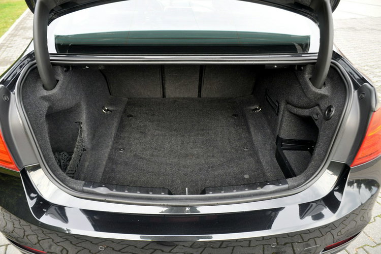 BMW 335 3.0d(313KM) xDrive Led Xenon Navi Head Up Skóry Szyber 2xPdc Alu17"ASO zdjęcie 38