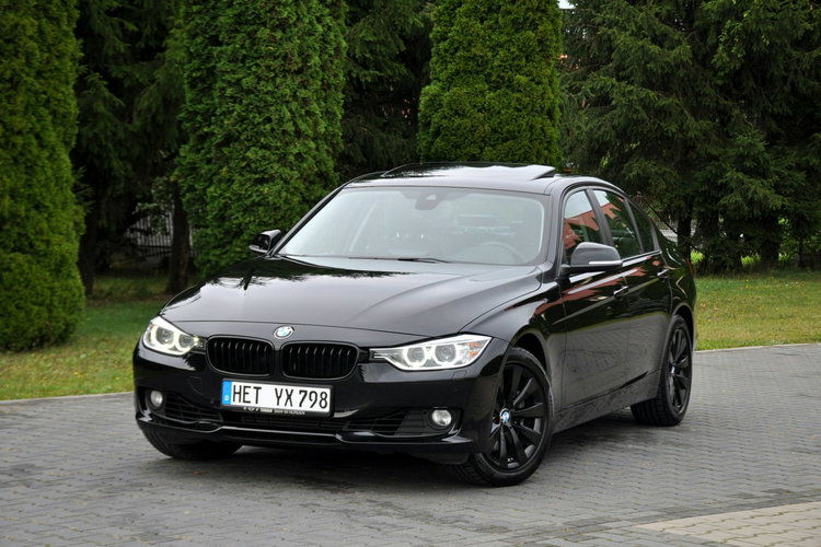 BMW 335 3.0d(313KM) xDrive Led Xenon Navi Head Up Skóry Szyber 2xPdc Alu17"ASO zdjęcie 9