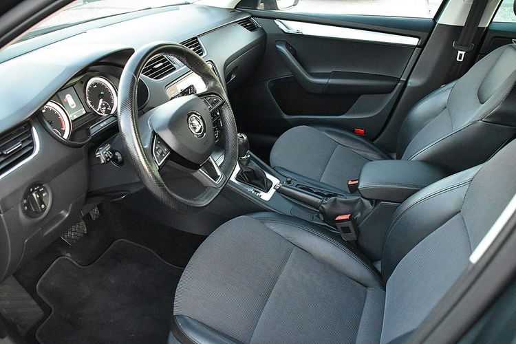 Skoda Octavia 1.6TDI 115Km DSG Navi Led Pół-skóra Gwarancja zdjęcie 19