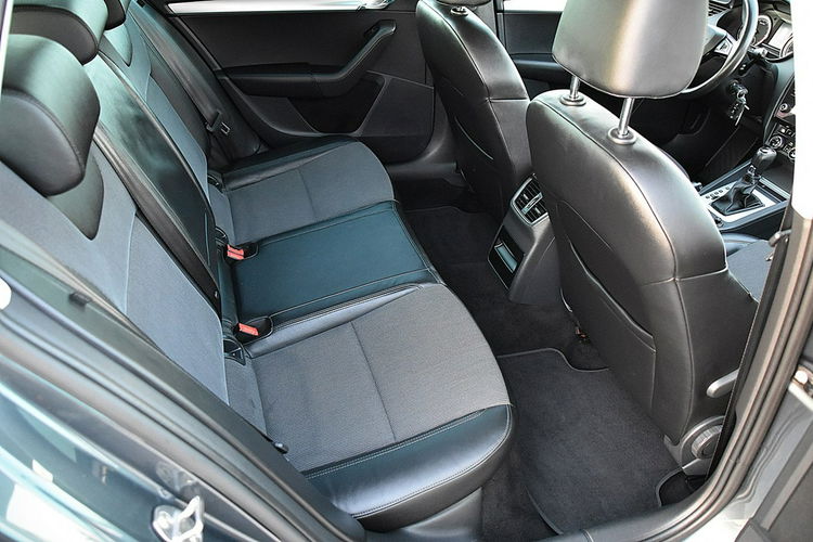Skoda Octavia 1.6TDI 115Km DSG Navi Led Pół-skóra Gwarancja zdjęcie 20