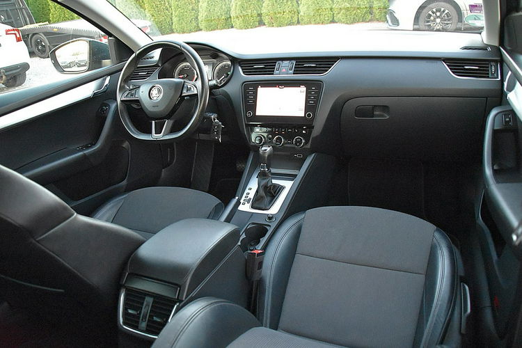 Skoda Octavia 1.6TDI 115Km DSG Navi Led Pół-skóra Gwarancja zdjęcie 6