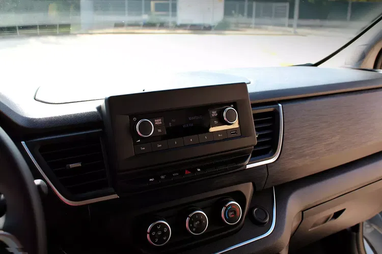 Renault trafic zdjęcie 25