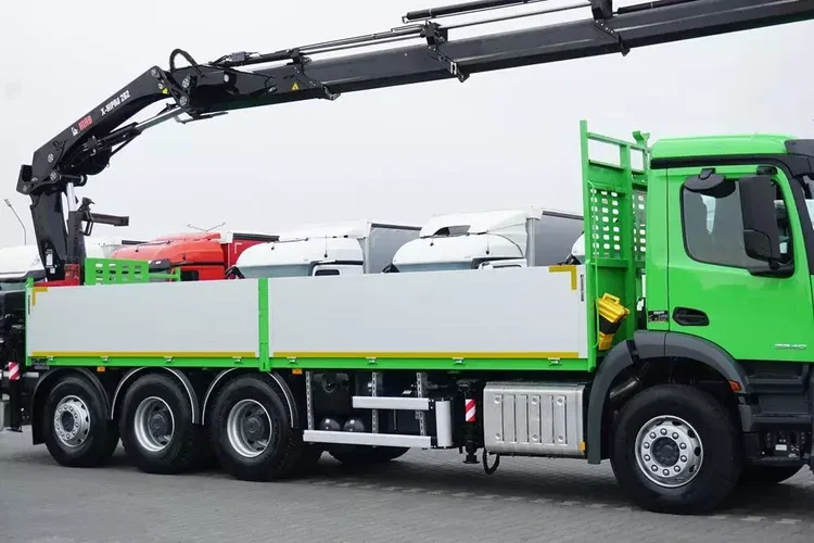 Mercedes AROCS / 3240 / 8 X 4 / TRIDEM / SKRZYNIOWY + HDS / HIAB 262 E – 7 / WYS. 19 M zdjęcie 15