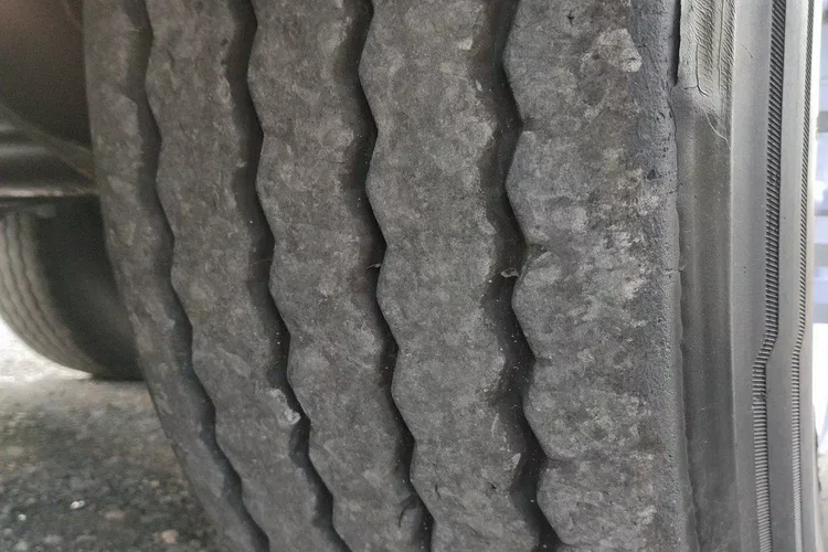 Wielton HARDOX STALOWA DO ZŁOMU 50m Oś Podnoszona Złomówka Super Stan zdjęcie 39