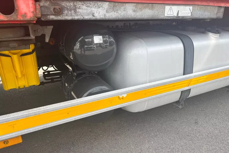 Mercedes 2545 BIGSPACE zdjęcie 15