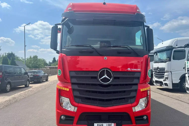 Mercedes 2545 BIGSPACE zdjęcie 3
