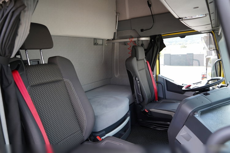 Renault T 440 / 13 LITROWY / RETARDER / KLIMATYZACJA POSTOJOWA / ALUFELGI / SPROWADZONA / 2017 ROK zdjęcie 34