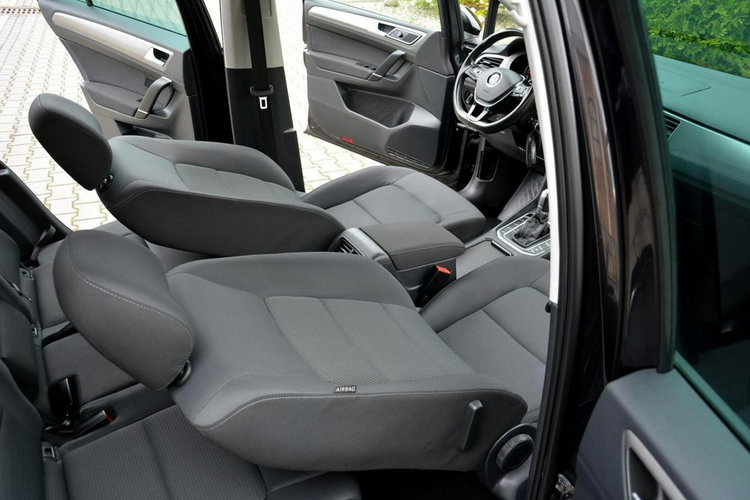 Volkswagen Golf Sportsvan 1.6TDI(110KM) DSG Radar ACC Navi 2xParktronic Klimatronic z Niemiec zdjęcie 22