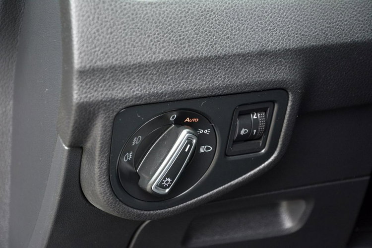 Volkswagen Golf Sportsvan 1.6TDI(110KM) DSG Radar ACC Navi 2xParktronic Klimatronic z Niemiec zdjęcie 35