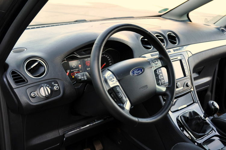 Ford S-Max 2.0TDCI(163KM) Radar Xenon Led Navi Kamera Panorama 7-Foteli Skóry BLS zdjęcie 24