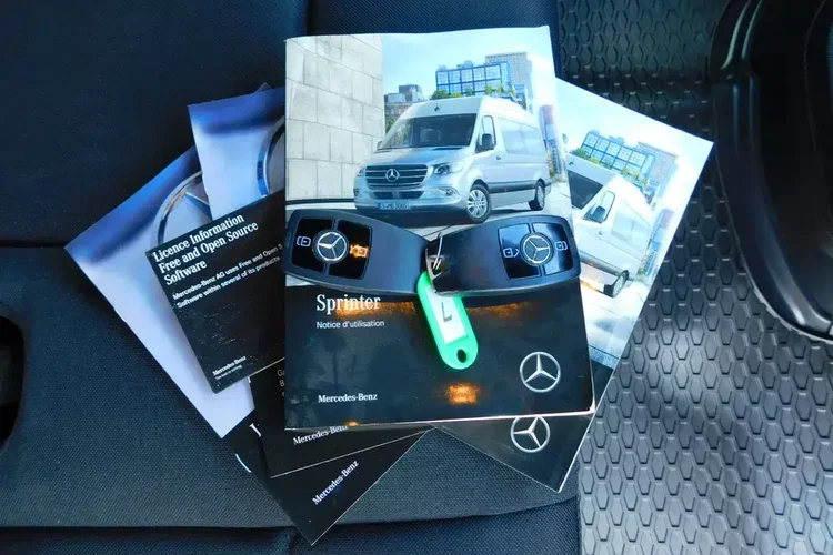 Mercedes Sprinter zdjęcie 16