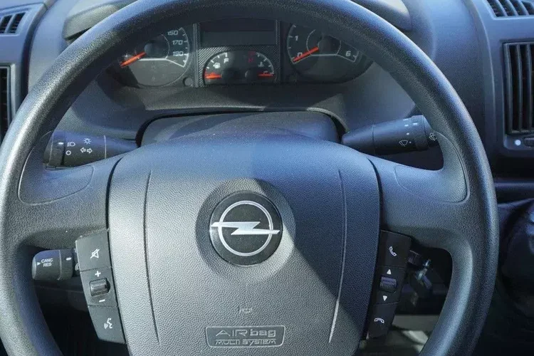 Opel Movano zdjęcie 8