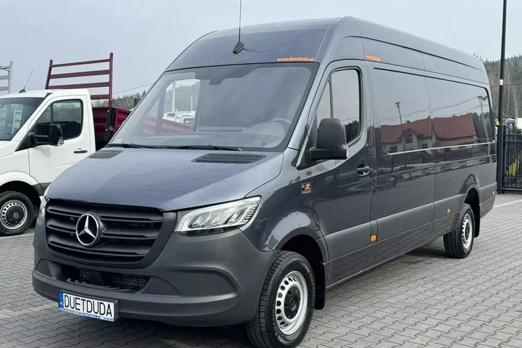 Mercedes 319 zdjęcie 3