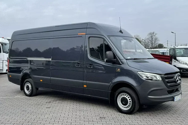 Mercedes 319 zdjęcie 8