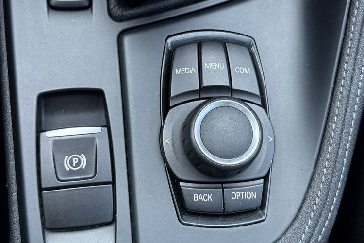 BMW X1 2.0 Executive zdjęcie 35