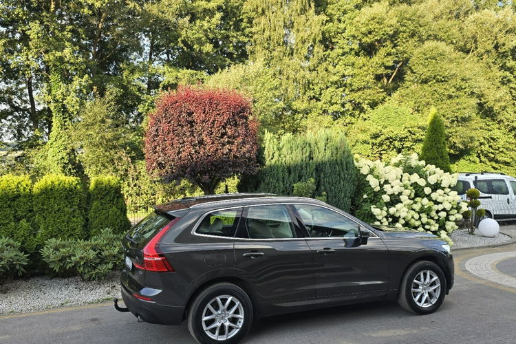 Volvo XC 60 D3 Momentum Pro / Bezwypadkowy / zdjęcie 6