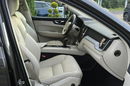 Volvo XC 60 D3 Momentum Pro / Bezwypadkowy / zdjęcie 7