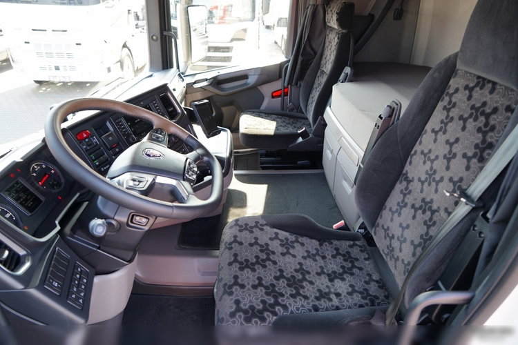 Scania R 450 / ZESTAW TANDEM 120 M3 / PRZEJAZDOWY / OŚ SKRĘTNA PODNOSZONA / MEGA /  2021 ROK / FRUEHAUF / PO KONTRAKCIE SERWISOWYM zdjęcie 41