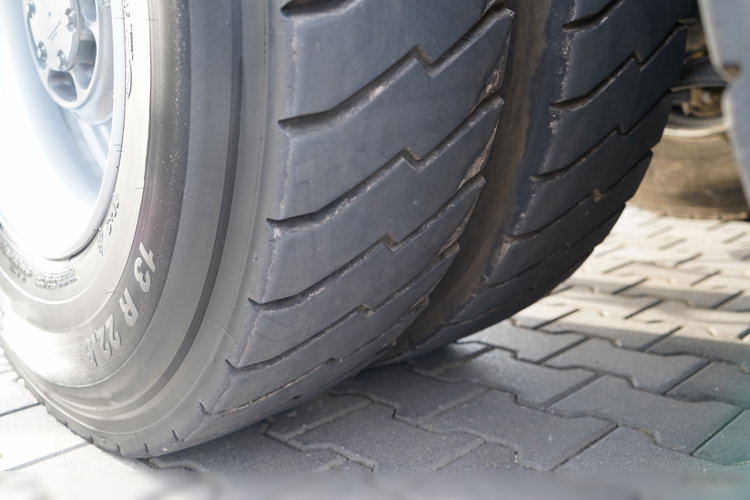 Renault C 430 / 6X4 / WYWROTKA 5.5 M + HDS ATLAS 240.2 A5 / WYSIĘG 14.5 M / MAX UDŹWIG 4520 KG / STEROWANIE RADIOWE / ROTATOR / WIDŁY DO PALET / 2020 ROK zdjęcie 33