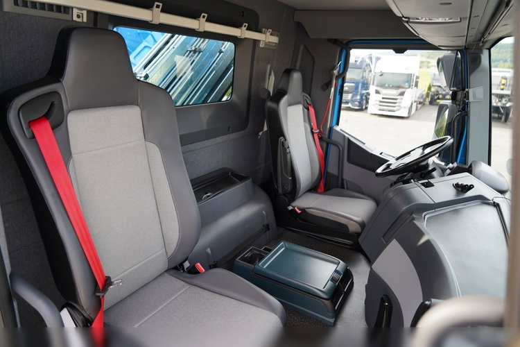 Renault C 430 / 6X4 / WYWROTKA 5.5 M + HDS ATLAS 240.2 A5 / WYSIĘG 14.5 M / MAX UDŹWIG 4520 KG / STEROWANIE RADIOWE / ROTATOR / WIDŁY DO PALET / 2020 ROK zdjęcie 45