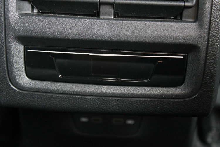 Volkswagen Golf GTI 245 KM zdjęcie 17