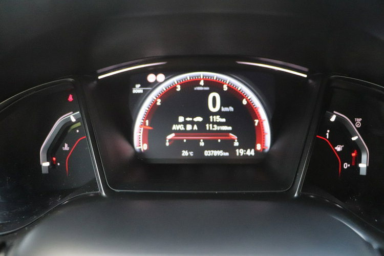 Honda Civic krajowy.2-wł, serwis, model 2018, dach szklany panoramiczny zdjęcie 12