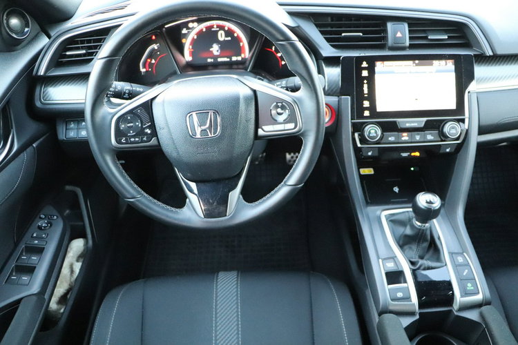 Honda Civic krajowy.2-wł, serwis, model 2018, dach szklany panoramiczny zdjęcie 21
