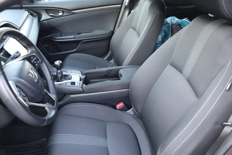 Honda Civic krajowy.2-wł, serwis, model 2018, dach szklany panoramiczny zdjęcie 23