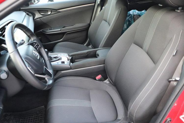 Honda Civic krajowy.2-wł, serwis, model 2018, dach szklany panoramiczny zdjęcie 26