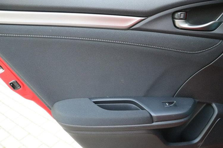 Honda Civic krajowy.2-wł, serwis, model 2018, dach szklany panoramiczny zdjęcie 9