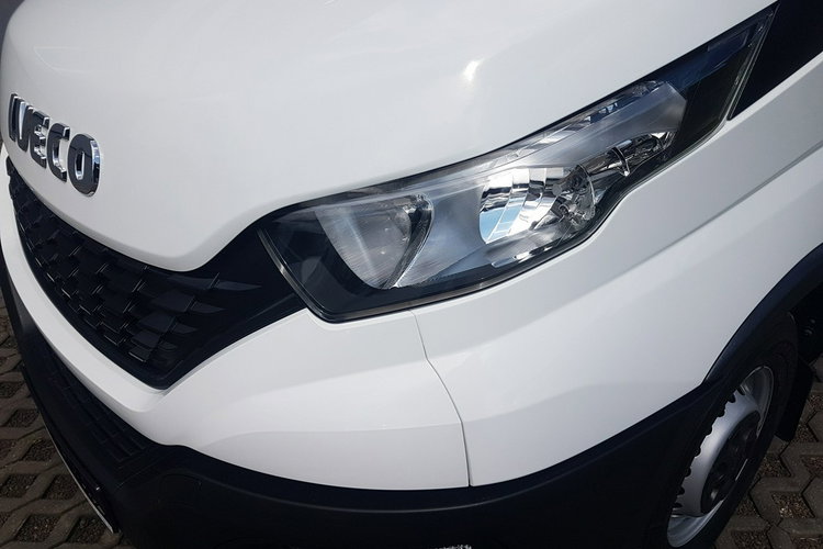 Iveco Daily KONTENER NISKOPODŁOGOWY 4.43x2.23x2.42 SKLEP BAR FOODTRUCK KAMPER AC zdjęcie 30