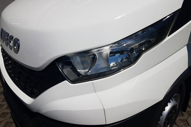 Iveco Daily KONTENER NISKOPODŁOGOWY 4.43x2.23x2.42 SKLEP BAR FOODTRUCK KAMPER AC zdjęcie 24