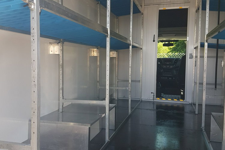 Iveco Daily KONTENER NISKOPODŁOGOWY 4.43x2.23x2.42 SKLEP BAR FOODTRUCK KAMPER AC zdjęcie 26