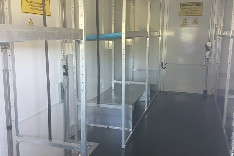 Iveco Daily KONTENER NISKOPODŁOGOWY 4.43x2.23x2.42 SKLEP BAR FOODTRUCK KAMPER AC zdjęcie 36