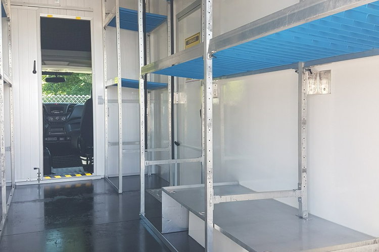 Iveco Daily KONTENER NISKOPODŁOGOWY 4.43x2.23x2.42 SKLEP BAR FOODTRUCK KAMPER AC zdjęcie 27