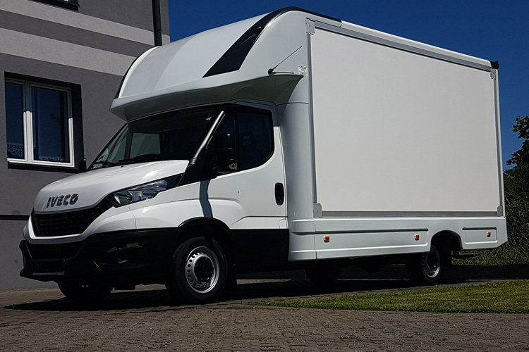 Iveco Daily KONTENER NISKOPODŁOGOWY 4.43x2.23x2.42 SKLEP BAR FOODTRUCK KAMPER AC zdjęcie 40