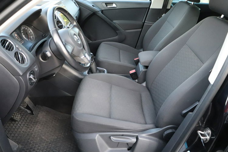 Volkswagen Tiguan klimatronic.6-bieg, zarejestrowany, kamera cofania zdjęcie 10