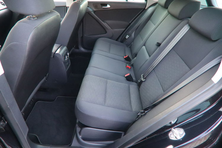 Volkswagen Tiguan klimatronic.6-bieg, zarejestrowany, kamera cofania zdjęcie 15