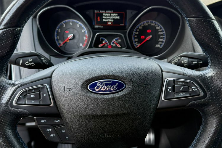 Ford Focus RS 350 KM 4X4 Kubełki recaro Stan PETARDA Nowe Hamulce szwajcar zdjęcie 21