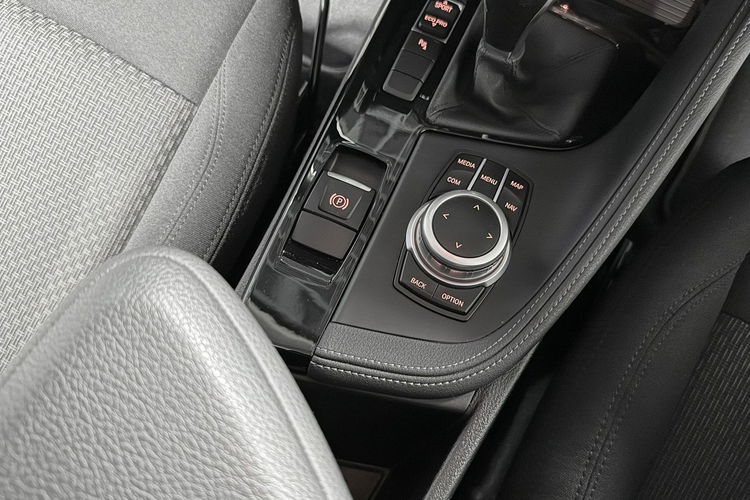 BMW X2 1.5d116KM ADVANTAGE DKG Full LED Kamera Navi Proff Automat zdjęcie 19