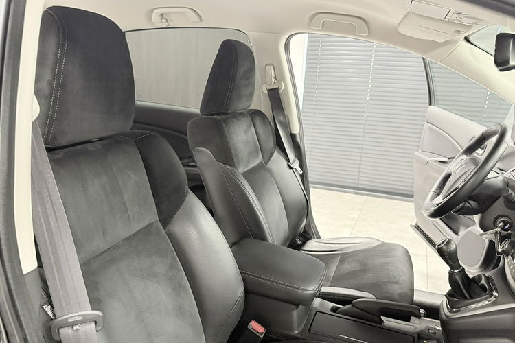 Honda CR-V 2.0i-VTEC 155KM Executive 4WD Navi Bi-Xenon Kamera Hak zdjęcie 25